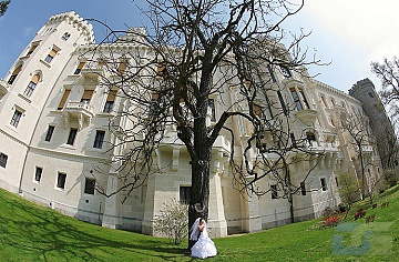 Свадебное фото в замке